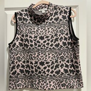 St. John Pink and Gray Leopard Print Sweater